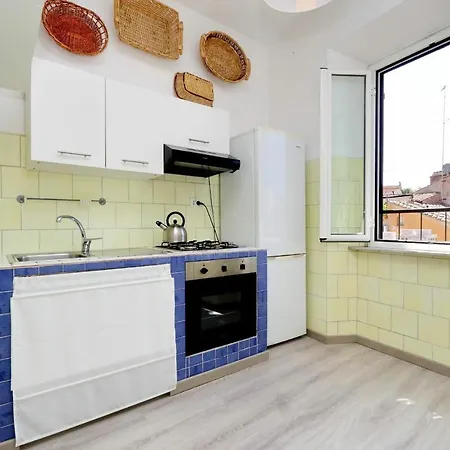 Mercede Apartment Rom